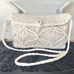 Vintage Handcrafted Cream Macramé Shoulder Bag